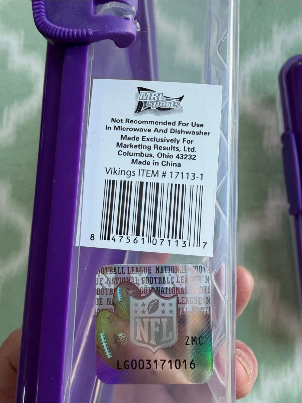 NWT 2 NFL licensed Minnesota Vikings Purple Pizza slice or Pie Snack Containers